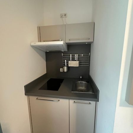Moebiliertes Apartment Hamburg Bagian luar foto