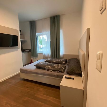 Moebiliertes Apartment Hamburg Bagian luar foto