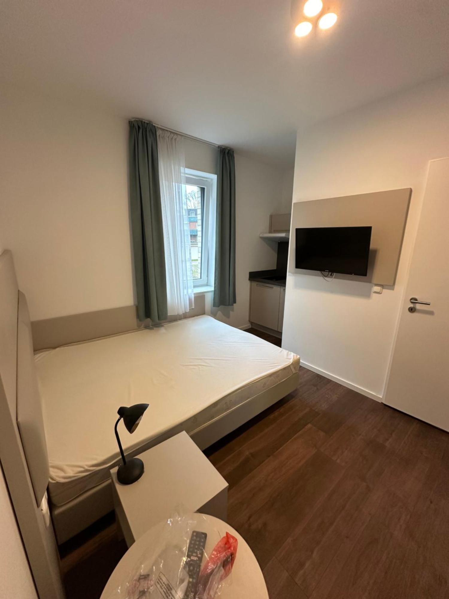 Moebiliertes Apartment Hamburg Bagian luar foto